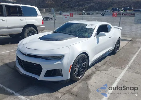 2018 Chevrolet Camaro Zl1 из США, поврежденный, VIN 1G1FK1R65J0130092